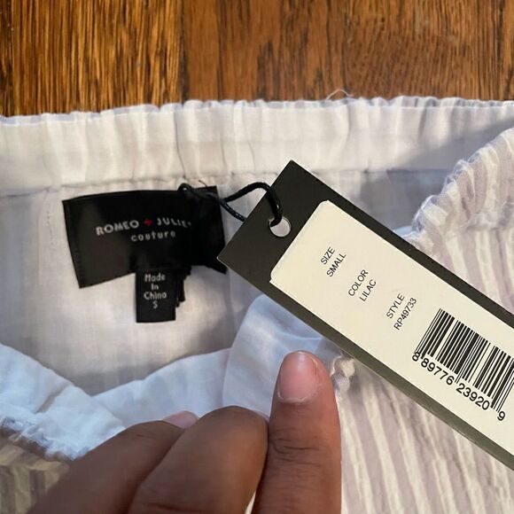 New Romeo and Juliet dress - Picture 2 of 3